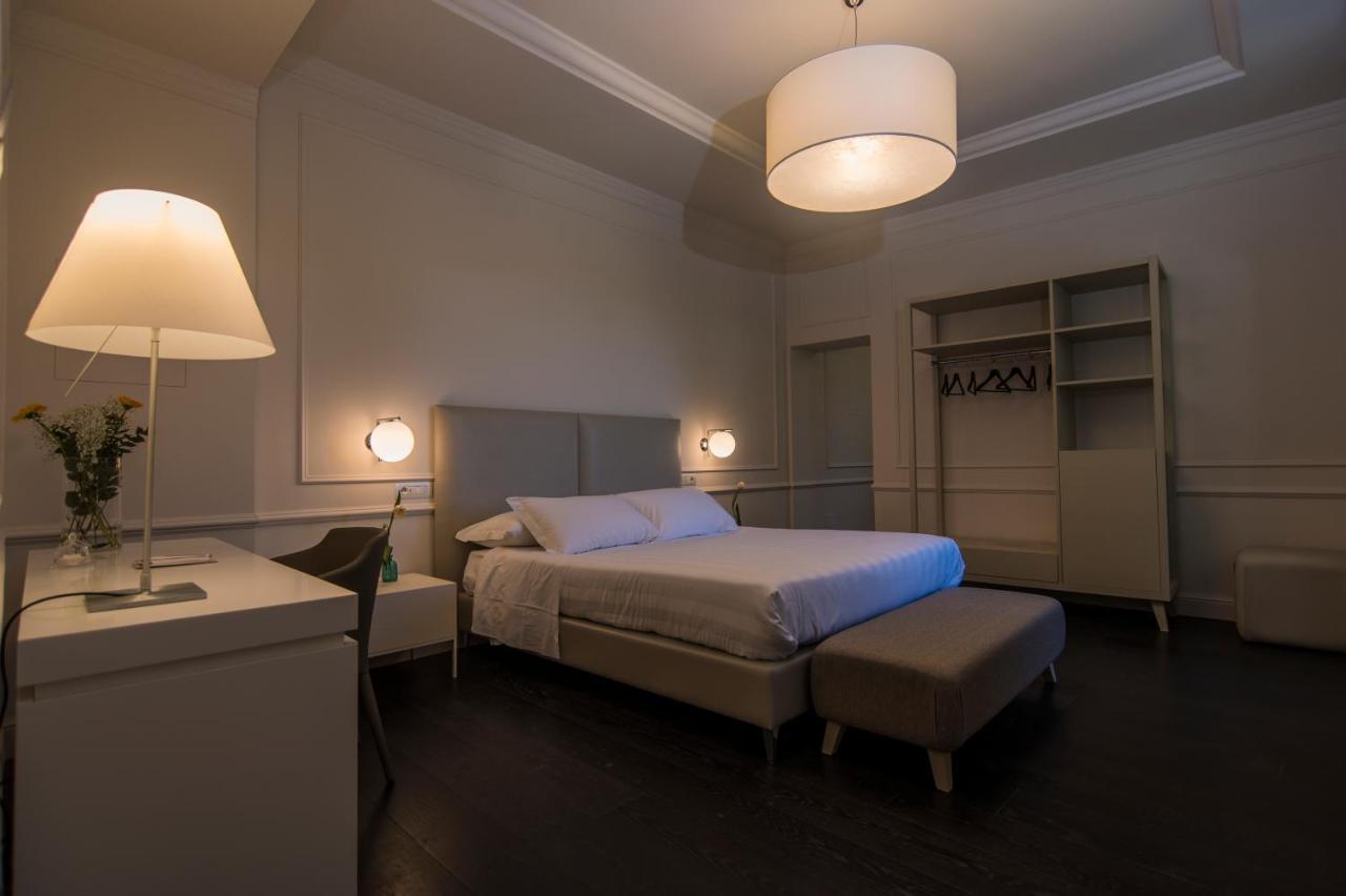 Isola Polvese Hotel 3*
